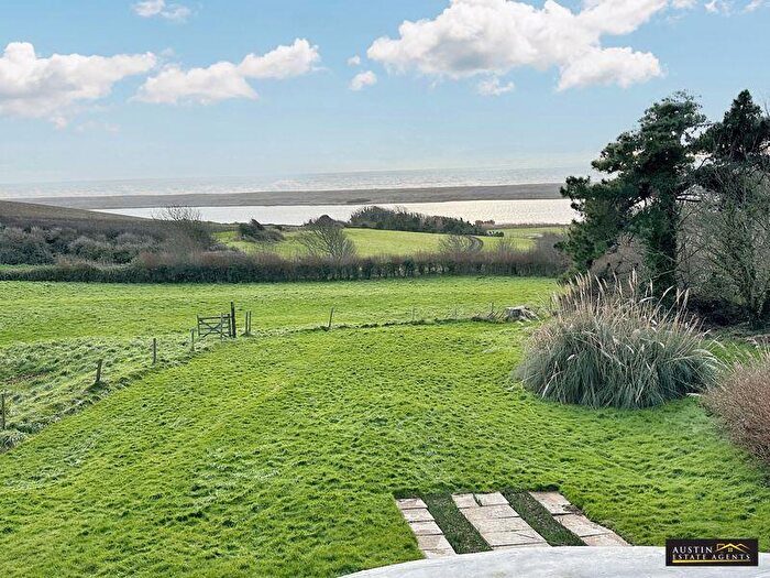 3 Bedroom Detached House For Sale In The Cedar, Fleet Road, Fleet, Chickerell, Weymouth, Dorset, DT3