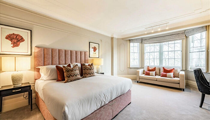 6 Bedroom Apartment To Rent In Park Road, London, NW8