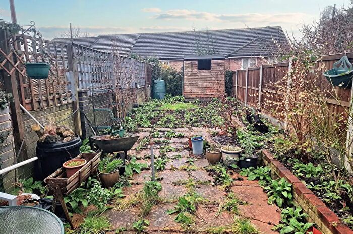 2 Bedroom End Of Terrace House For Sale In Peel Street, Maidstone, Kent, ME14