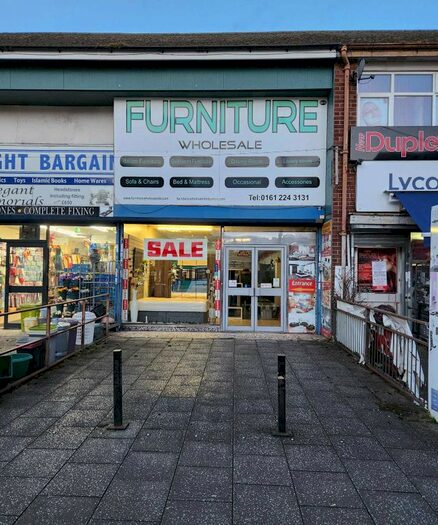 1 Bedroom Detached House To Rent In Stockport Road, Longsight, Manchester, M13