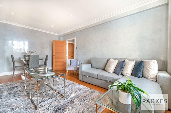2 Bedroom Flat To Rent In Forset Court, Edgware Road, London, W2