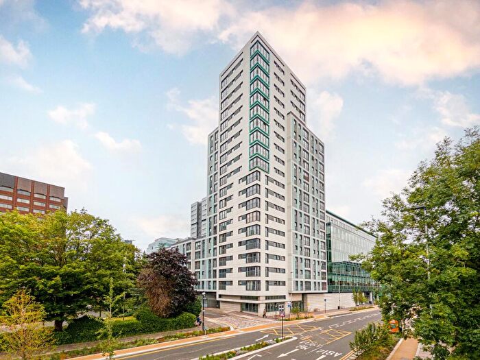 2 Bedroom Apartment For Sale In Argyle Street, City Centre, Glasgow, G2