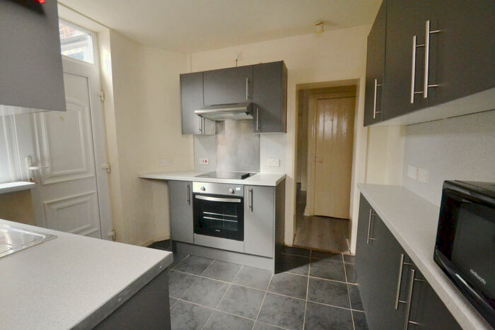 4 Bedroom Terraced House To Rent In Milnthorpe Street, Salford, M6