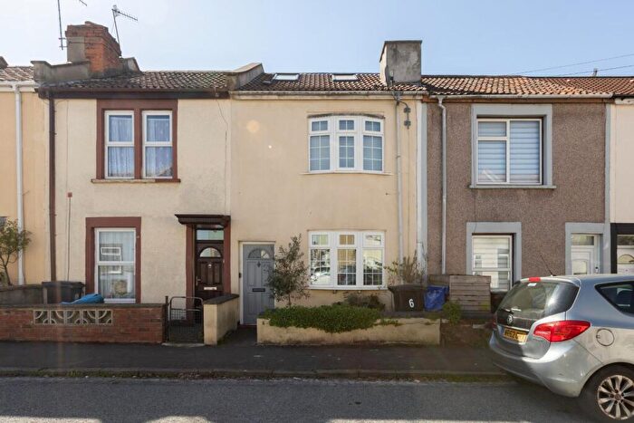 3 Bedroom Terraced House For Sale In Nottingham Street, Victoria Park, BS3