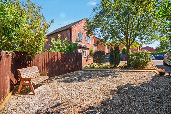 3 Bedroom Detached House For Sale In Laithes Court, Wakefield, West Yorkshire, WF2