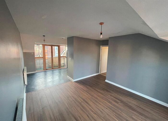 2 Bedroom Apartment For Sale In Bentley Place, Wrexham, LL13