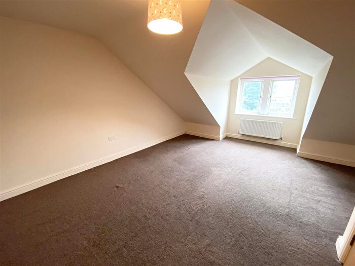 4 Bedroom Detached House To Rent In Towngate Fold, Meltham, Holmfirth, West Yorkshire, HD9