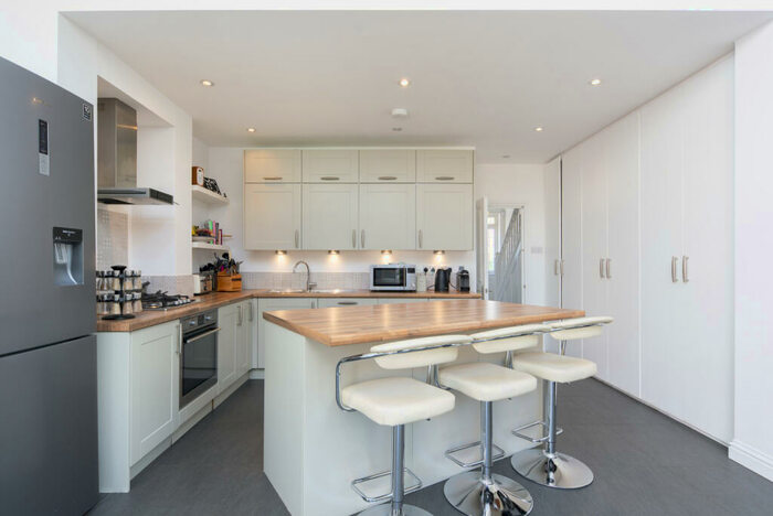 4 Bedroom End Of Terrace House To Rent In Seaforth Avenue, New Malden, KT3