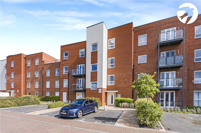 1 Bedroom Flat For Sale In Lett Lane, Castle Hill, Ebbsfleet Valley, Swanscombe, DA10