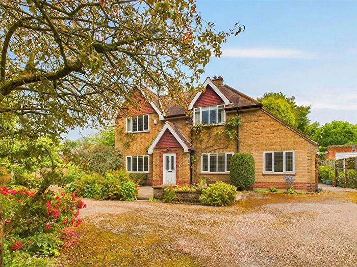 3 Bedroom Detached House For Sale In Honeyknab Lane, Oxton, Nottingham, NG25