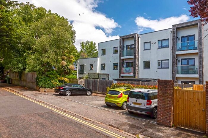 1 Bedroom Flat For Sale In The Upper Drive, Hove, BN3