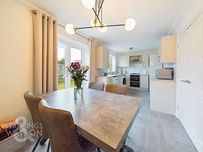 3 Bedroom Town House For Sale In Charles Marler Way, Blofield, Norwich, NR13