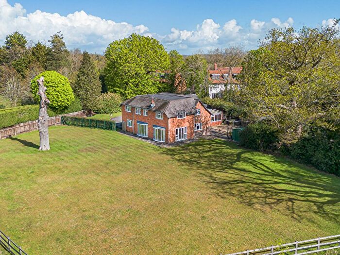 5 Bedroom Detached House For Sale In Church Hill, Reading, RG10