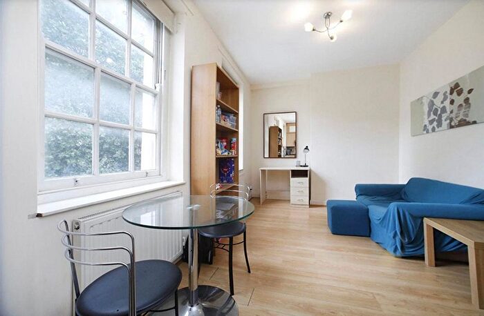 1 Bedroom Flat To Rent In Gray's Inn Road, London, WC1X