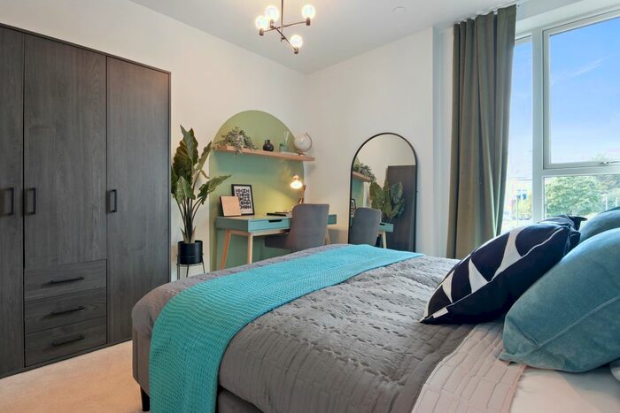 1 Bedroom Flat For Sale In Heybourne Park, Clayton Field, London, NW9