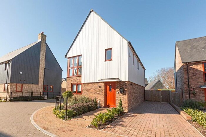 3 Bedroom Detached House For Sale In Orchard Close, Birchington, CT7