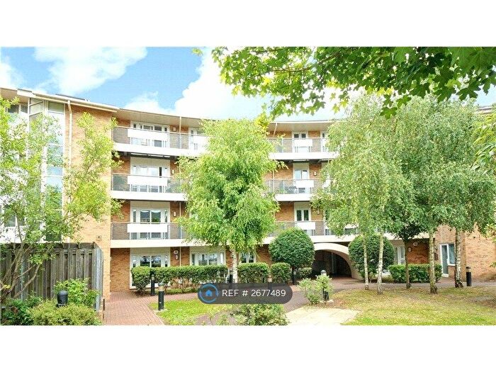 2 Bedroom Flat To Rent In Oxford Rd, Reading, RG30