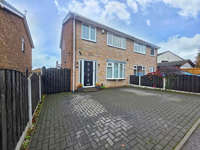 3 Bedroom Semi-Detached House For Sale In Intake Lane, Barnsley, S75