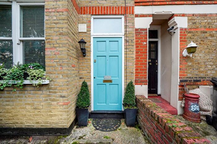 1 Bedroom Apartment For Sale In Arica Road, London, SE4