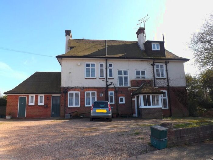 3 Bedroom Flat To Rent In Camber Close, Bexhill-On-Sea, TN40