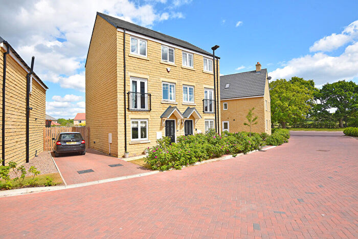 3 Bedroom Semi-Detached House For Sale In Duncombe Grove, Off Otley Road, Harrogate, HG3