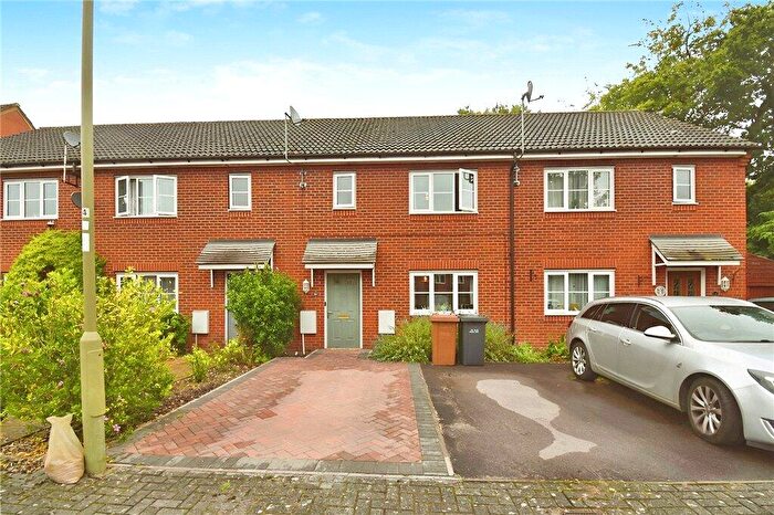 3 Bedroom Terraced House For Sale In Folland Close, North Baddesley, Southampton, Hampshire, SO52