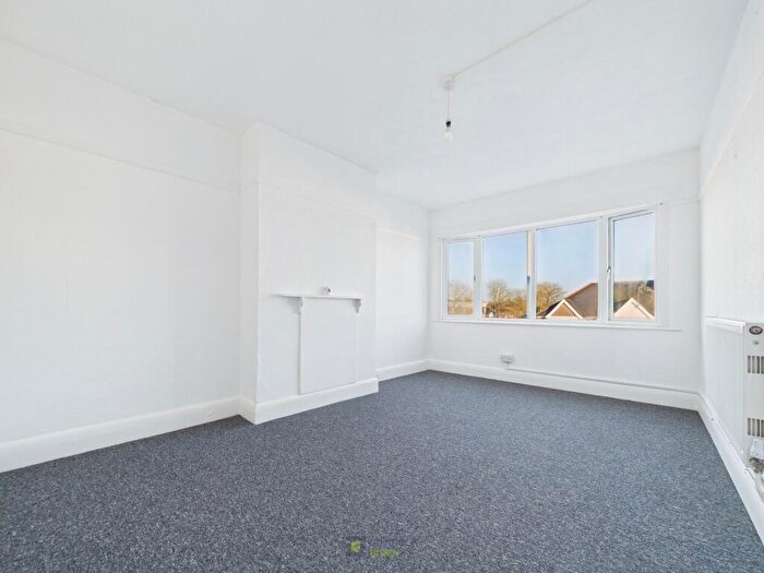 2 Bedroom Flat To Rent In London Road, Portsmouth, PO2