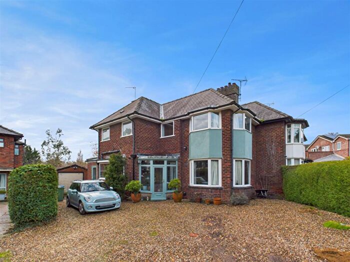 2 Bedroom Semi Detached House For Sale In Humberdale Drive, North Ferriby, HU14