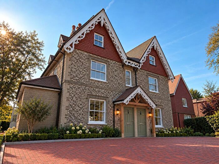 4 Bedroom Semi Detached House For Sale In Dovecote Close, Westcott, Dorking, Surrey, RH4