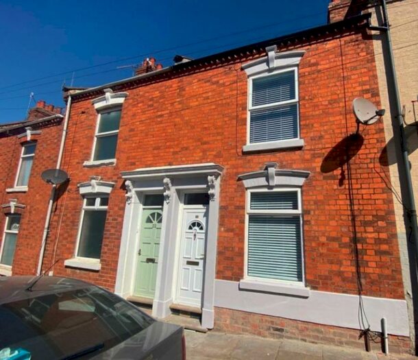 2 Bedroom Terraced House To Rent In Hampton Street, Semilong, Northampton, NN1