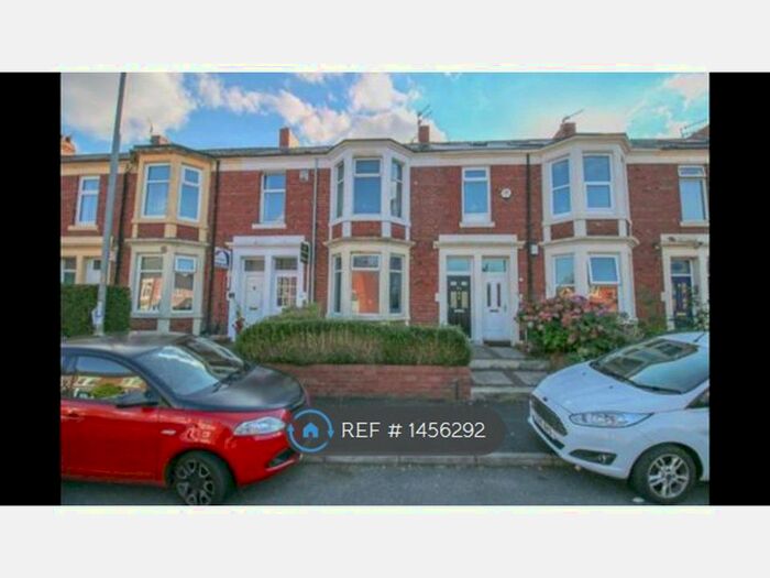 2 Bedroom Flat To Rent In Dunston, Gateshead, NE11