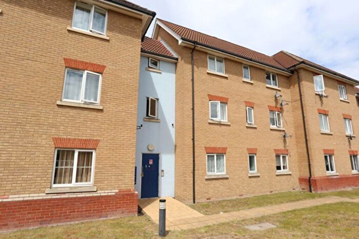 2 Bedroom Flat To Rent In Garvary Road, E16