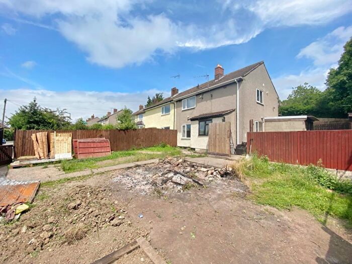 3 Bedroom Semi-Detached House For Sale In Haldane Crescent, S44