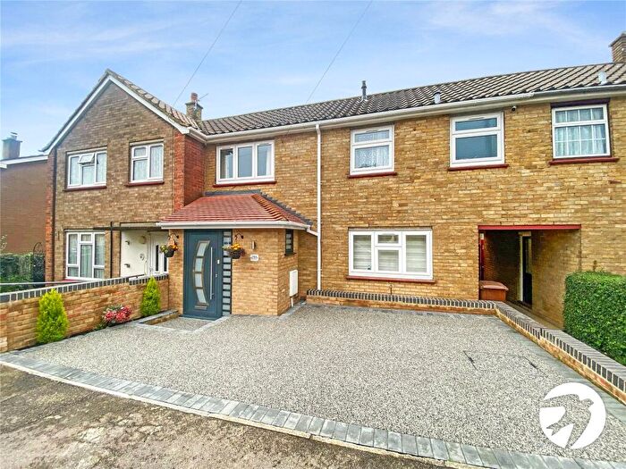 3 Bedroom Terraced House To Rent In King George Road, Chatham, Kent, ME5