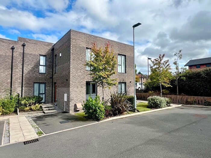 3 Bedroom Terraced House To Rent In Heron Close, Sheffield, S2