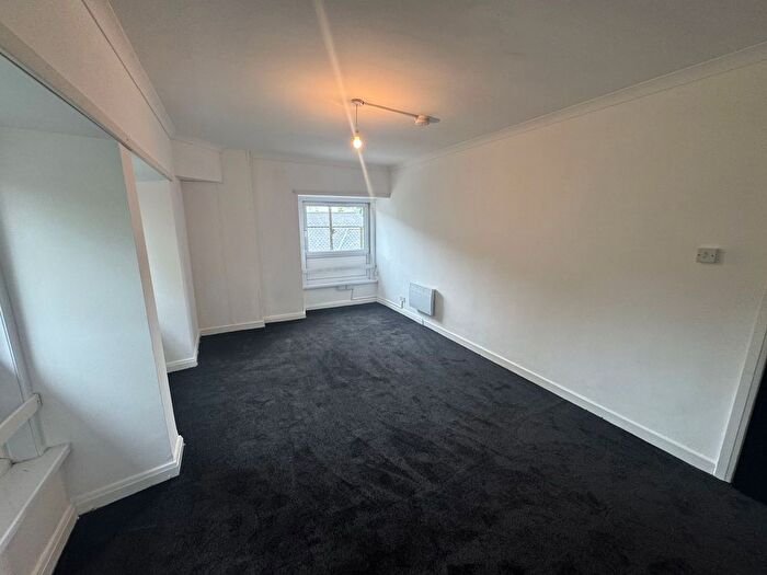 1 Bedroom Flat To Rent In Office Street, Tai Cwm Office Street, CF39