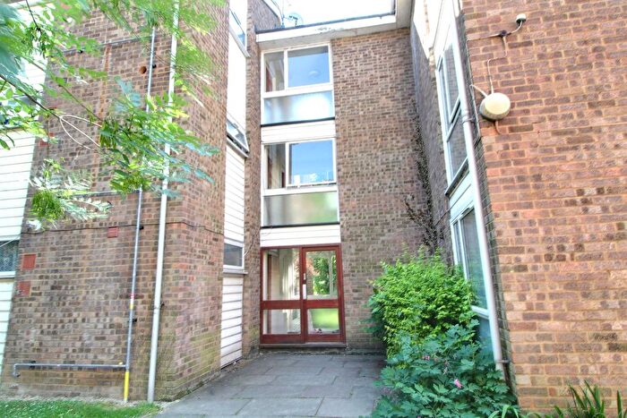 Studio To Rent In Capstan Ride, EN2