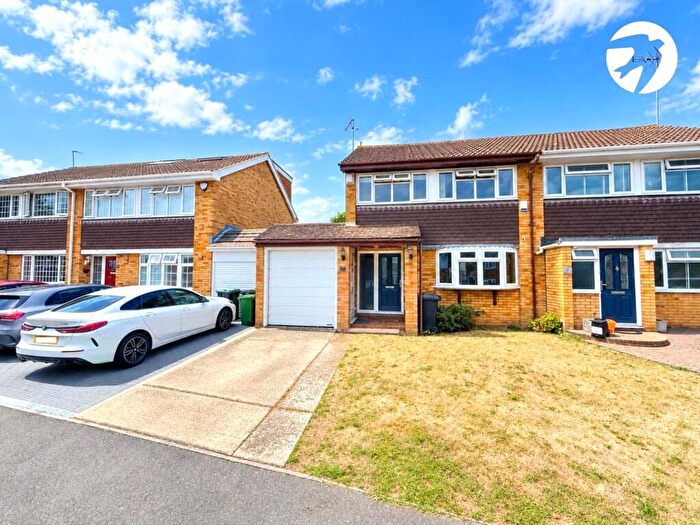 3 Bedroom Semi-Detached House For Sale In Waylands, Swanley, Kent, BR8
