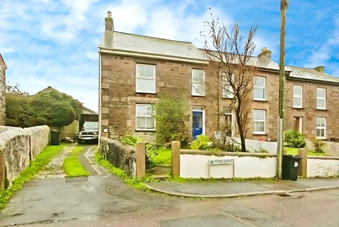 3 Bedroom End Terrace House For Sale In Sidney Terrace, Redruth, Cornwall, TR15