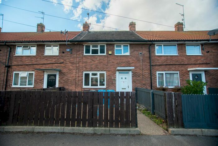 2 Bedroom Terraced House To Rent In Stonebridge Avenue, Hull, HU9