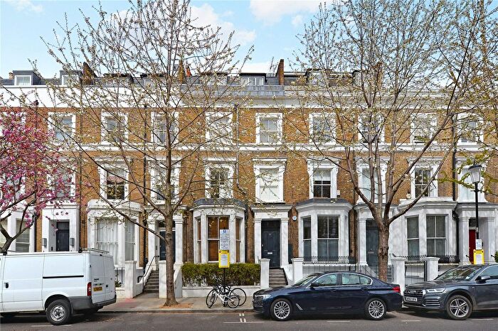 1 Bedroom Flat To Rent In Lower Addison Gardens, Kensington, W14