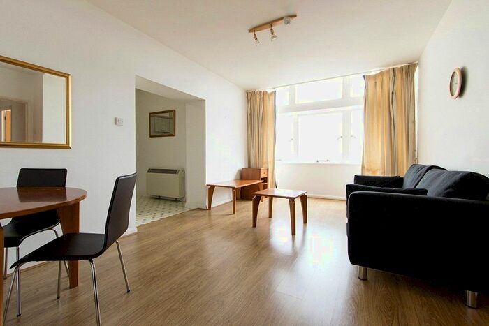 2 Bedroom Flat To Rent In Newington Causeway, London, SE1