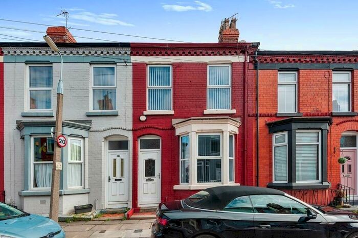 3 Bedroom House To Rent In Rosslyn Street, L17