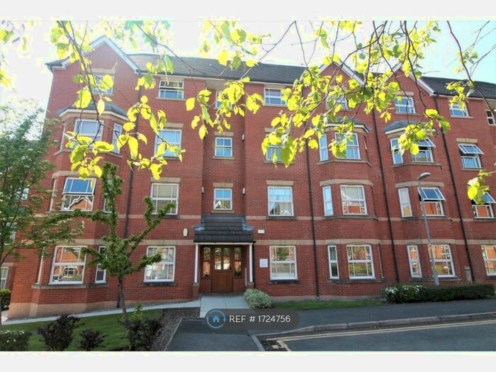 2 Bedroom Flat To Rent In Royal Court Drive, Bolton, BL1