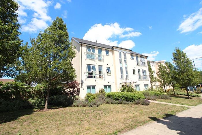 2 Bedroom Apartment For Sale In Springhead Parkway, Northfleet, Gravesend, Kent, DA11