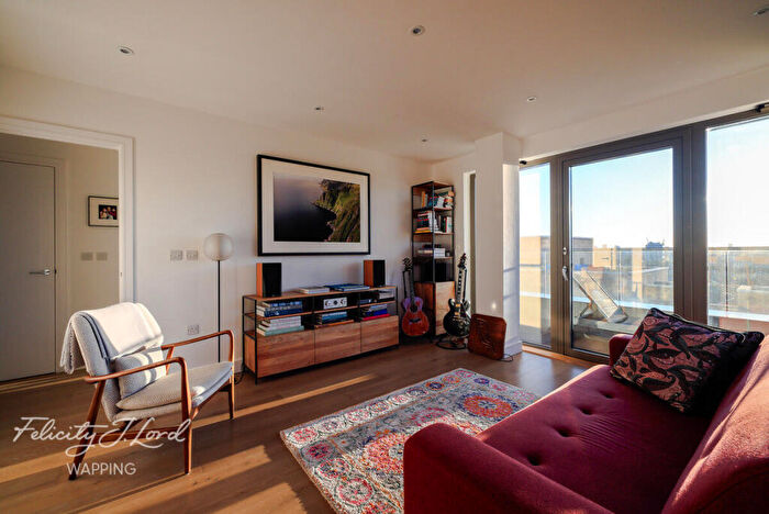 1 Bedroom Apartment To Rent In Hemming Street, London, E1