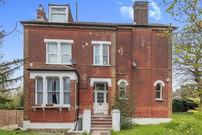 1 Bedroom Studio To Rent In Wood Vale, London, SE23