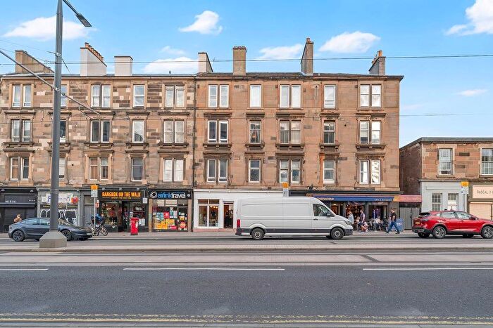3 Bedroom Flat To Rent In L Albert Place, Edinburgh, EH7