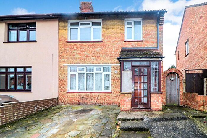 2 Bedroom Semi-Detached House For Sale In Valence Road, Erith, DA8