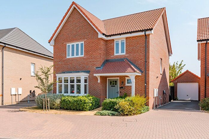 4 Bedroom Detached House For Sale In Robinson Close, Haughley, IP14